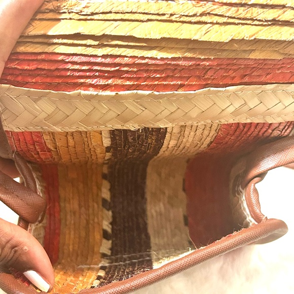 Brown Tan Orange Gold Handmade Boho Straw Crossbody Purse Bag - Picture 4 of 8